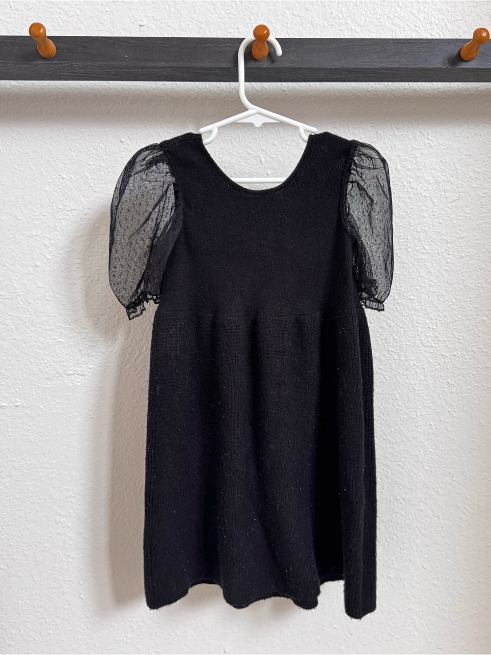 ZARA Girls Black Knit Puff Sleeve Dress